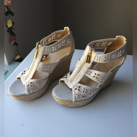 Michael Kors Shoes - Michael Kors Damita Women’s Wedge Sandals Cream Size 6.5